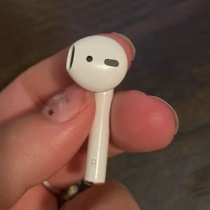 Gen 1 Right Airpod